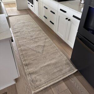 BRAND NEW Mcgee and Co Pembroke Hand-Knotted Wool Runner - 2'10" x 10'